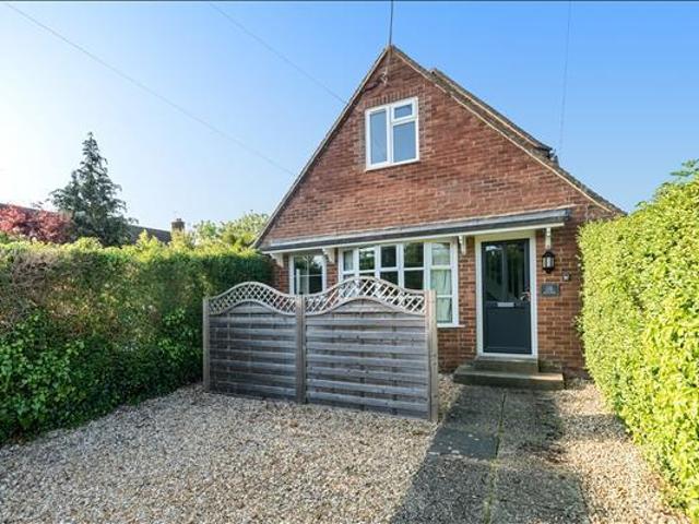 1 bedroom semi detached house to rent