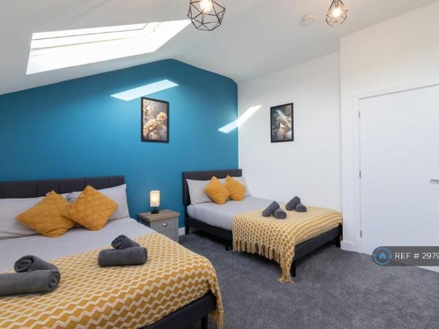 1 bedroom semi detached house to rent