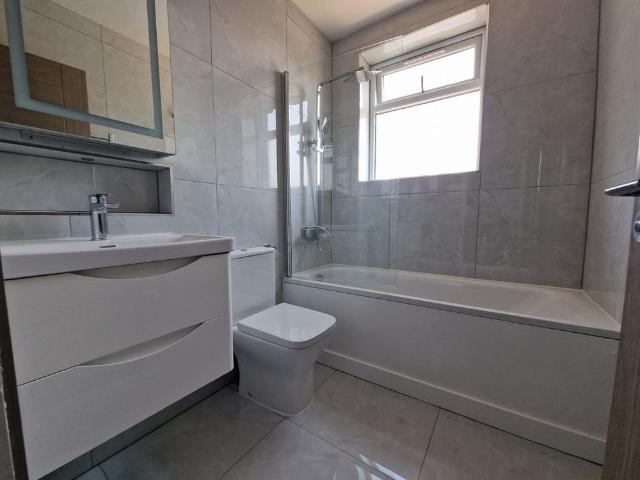 1 bedroom semi detached house to rent