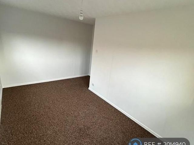 1 bedroom semi detached house to rent