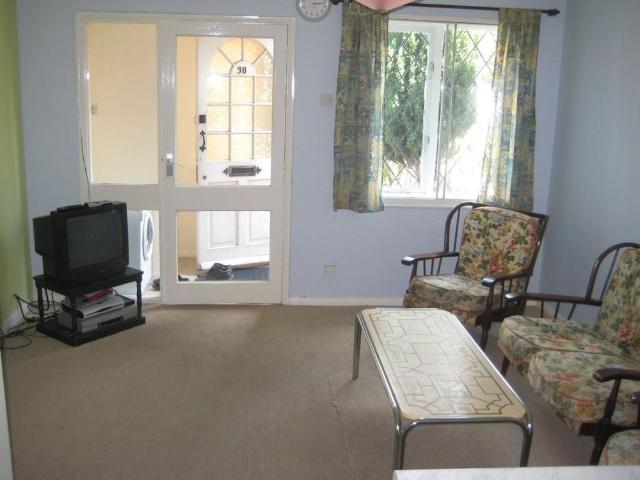 1 bedroom semi detached house to rent