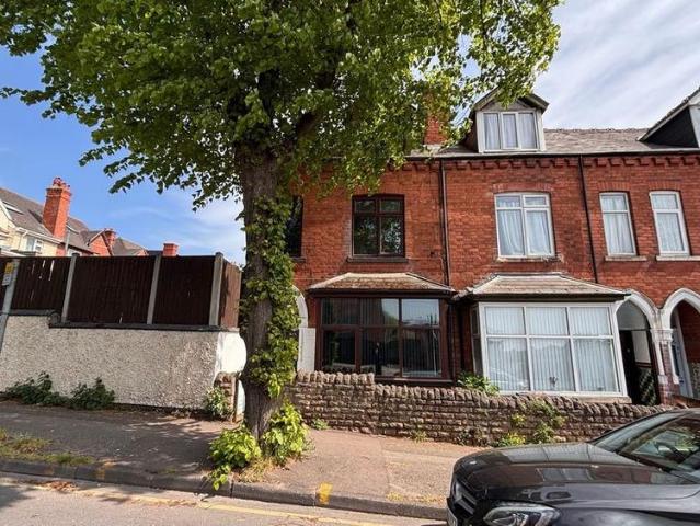 1 bedroom semi detached house to rent