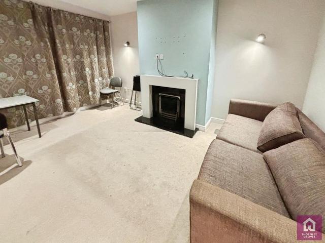 1 bedroom semi detached house to rent