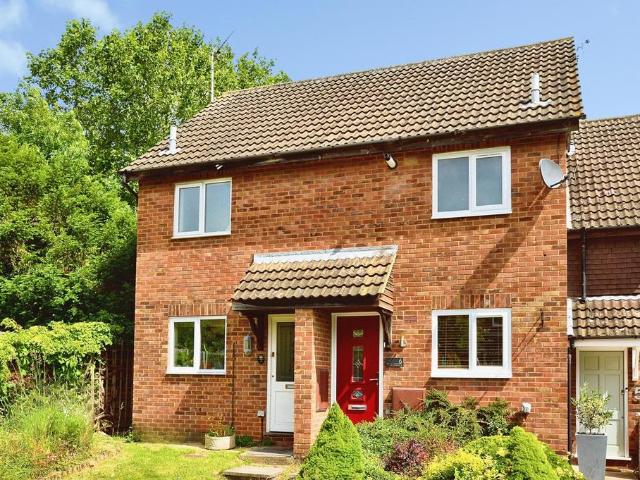 1 bedroom semi detached house for sale