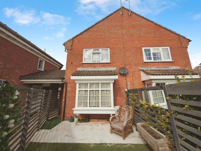 1 bedroom semi detached house for sale
