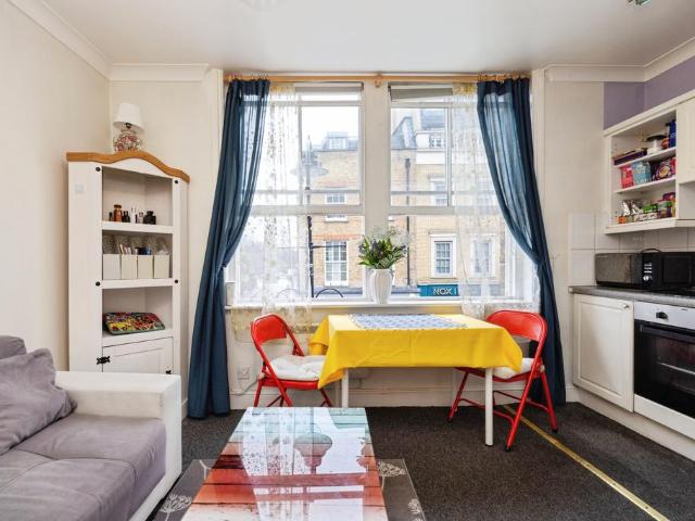 1 bedroom semi detached house for sale