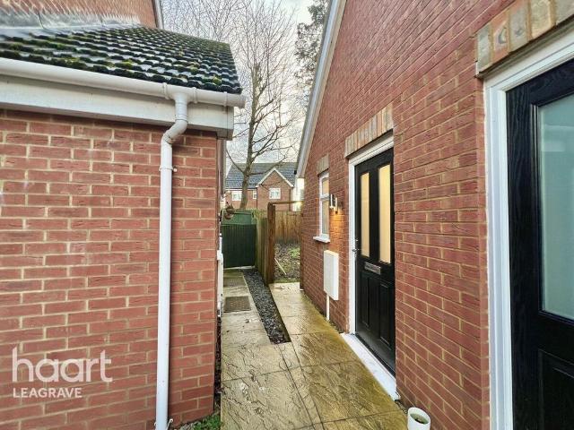 1 bedroom semi detached house for sale