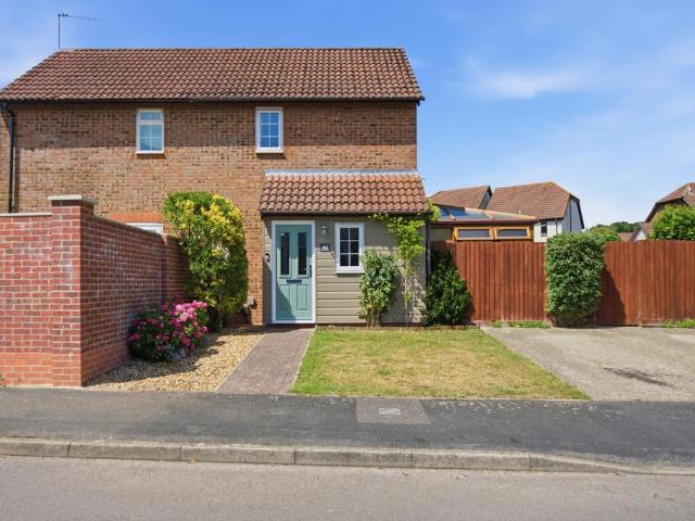 1 bedroom semi detached house for sale