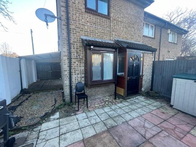 1 bedroom semi detached house for sale