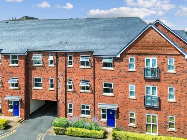 1 bedroom semi detached house for sale