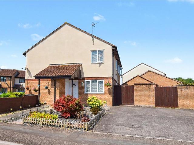 1 bedroom semi detached house for sale