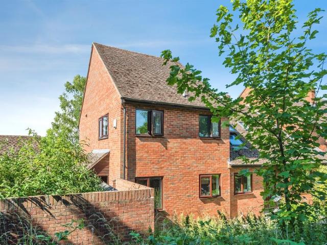 1 bedroom semi detached house for sale