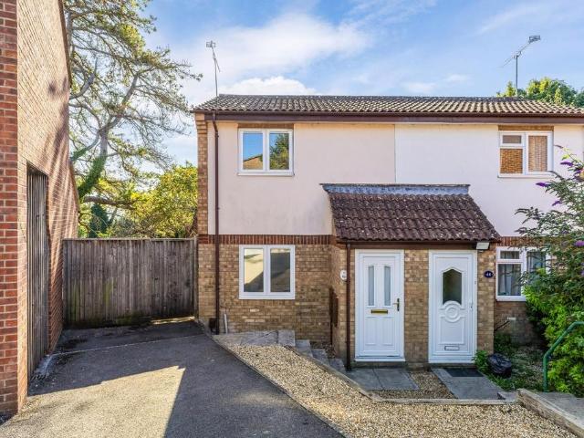 1 bedroom semi detached house for sale