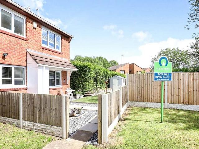 1 bedroom semi detached house for sale