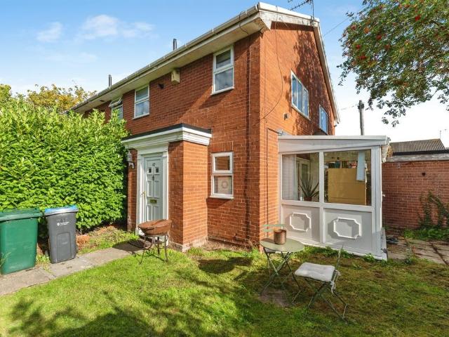 1 bedroom semi detached house for sale