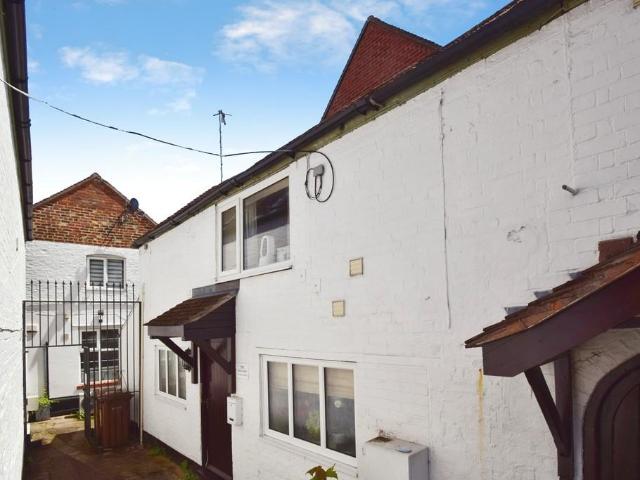 1 bedroom semi detached house for sale