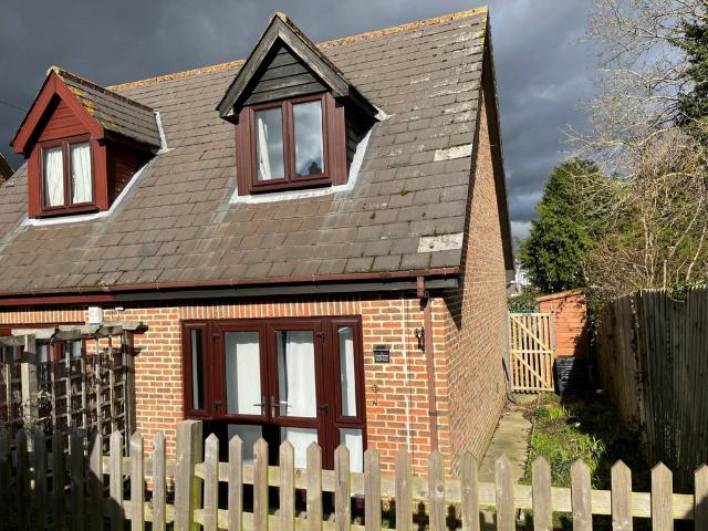 1 bedroom semi detached house for sale
