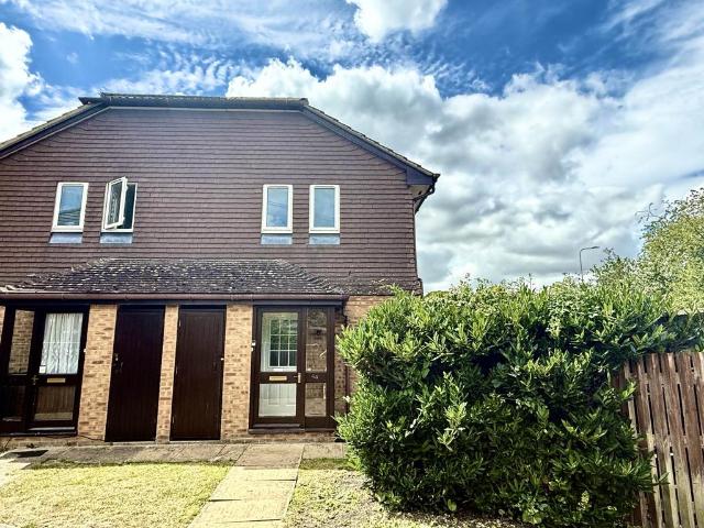 1 bedroom semi detached house for sale