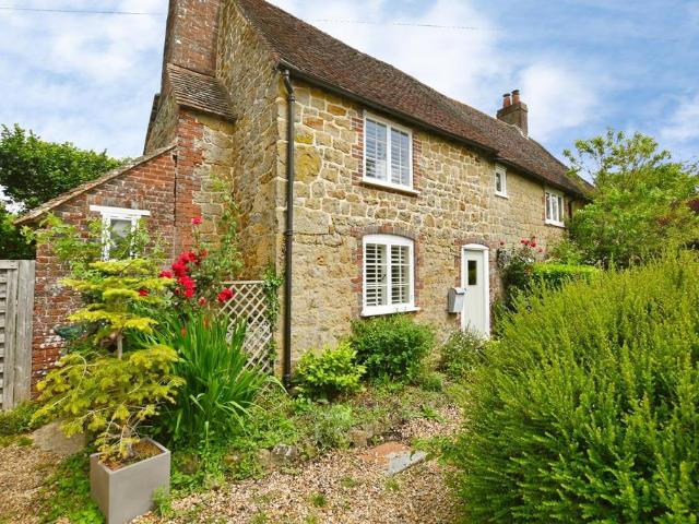 1 bedroom semi detached house for sale