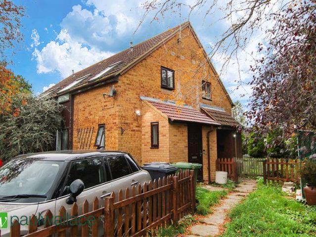 1 bedroom semi detached house for sale