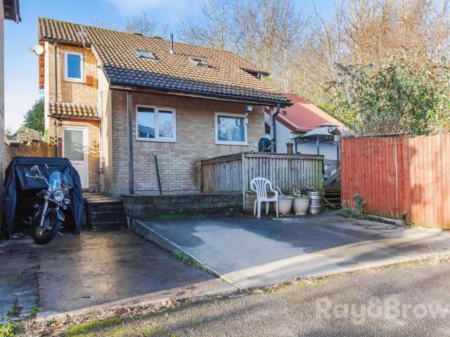1 bedroom semi detached house for sale
