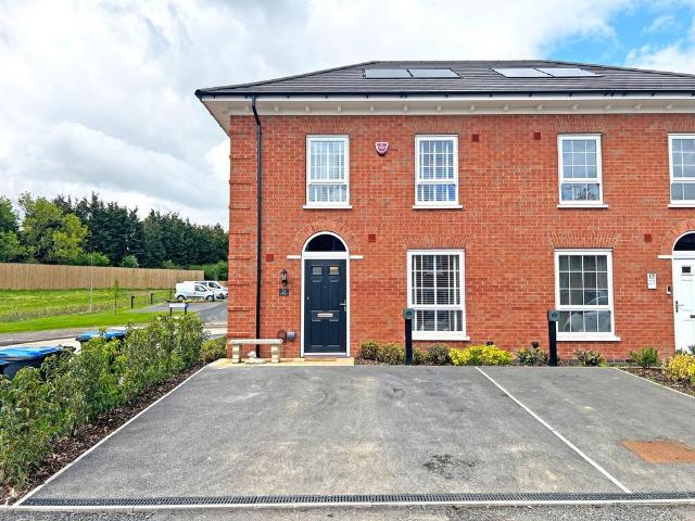 1 bedroom semi detached house for sale