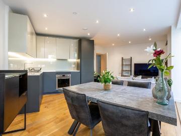 1 bedroom semi detached house for sale