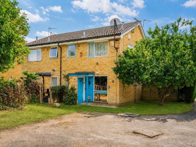 1 bedroom semi detached house for sale