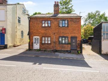 1 bedroom semi detached house for sale