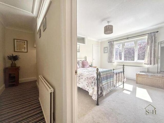 1 bedroom semi detached house for sale in Queens Road, Willesborough, TN24