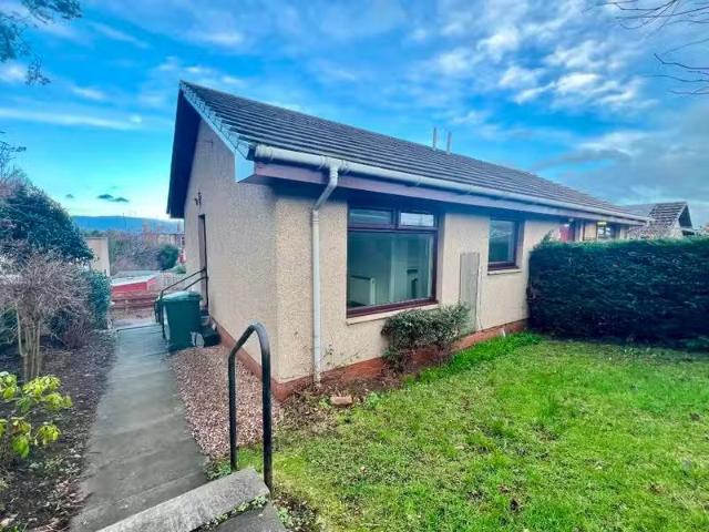 1 bedroom semi detached house for rent in Milton Road East, Po.