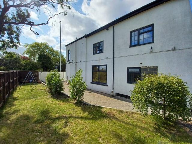 1 bedroom sharedaccommodation to rent