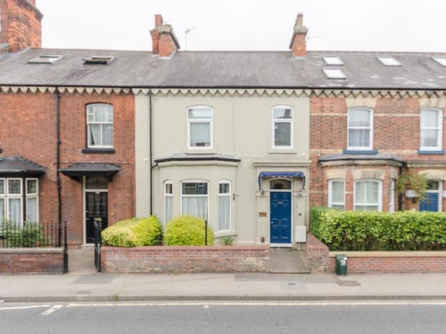 1 bedroom sharedaccommodation to rent
