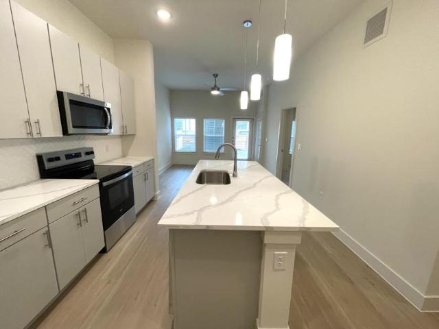 1 bedroom, Sherman TX 75092 102152413