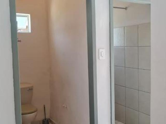 1 Bedroom Simplex in Rustenburg North