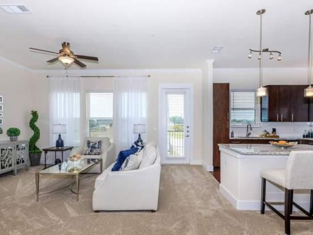 1 bedroom, Spring TX 77379 105852827