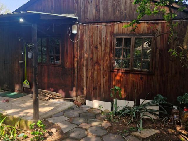 1 Bedroom Studio Apartment To Let in Malvern