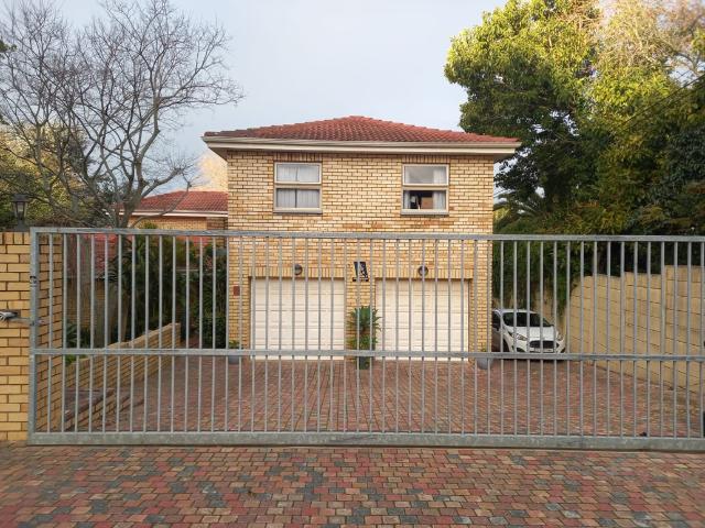 1 Bedroom Studio Apartment To Let in Valmary Park