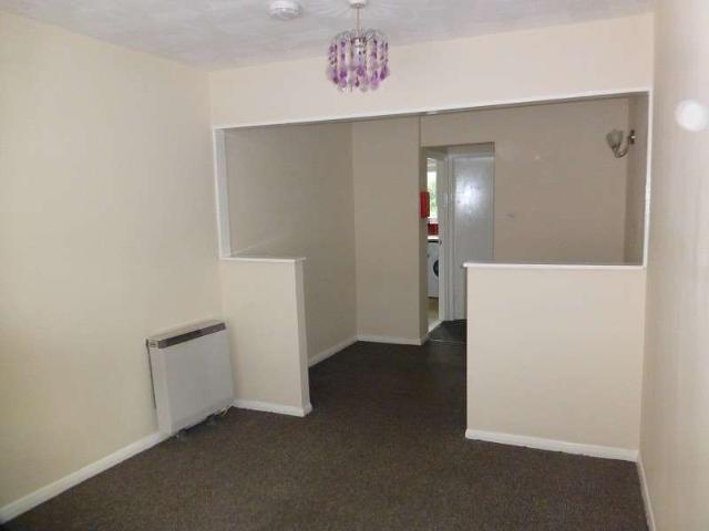 1 Bedroom Studio Flat