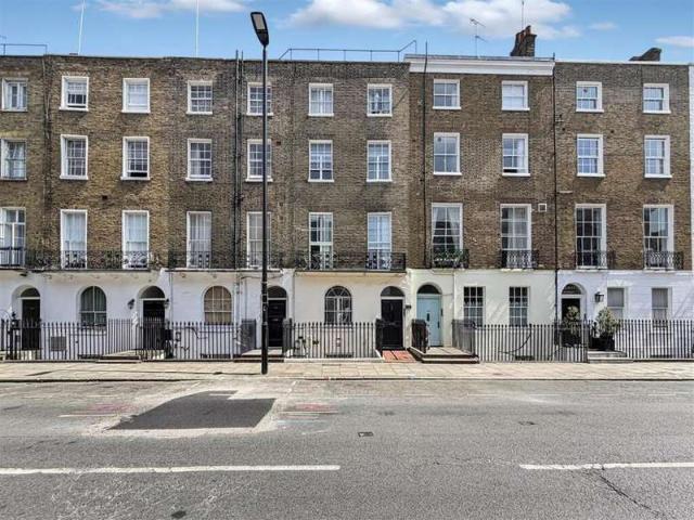 1 Bedroom Studio Flat