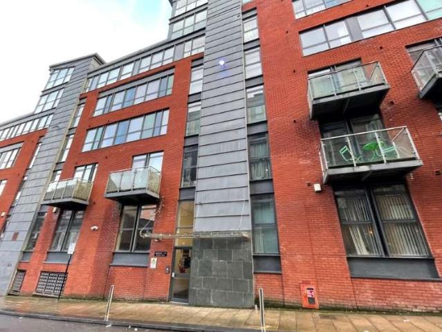 1 Bedroom Studio Flat