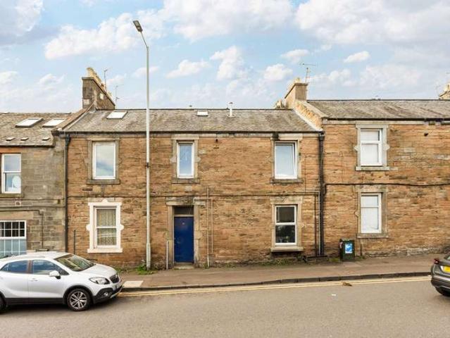 1 Bedroom Studio Flat