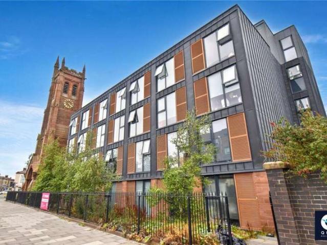 1 Bedroom Studio Flat