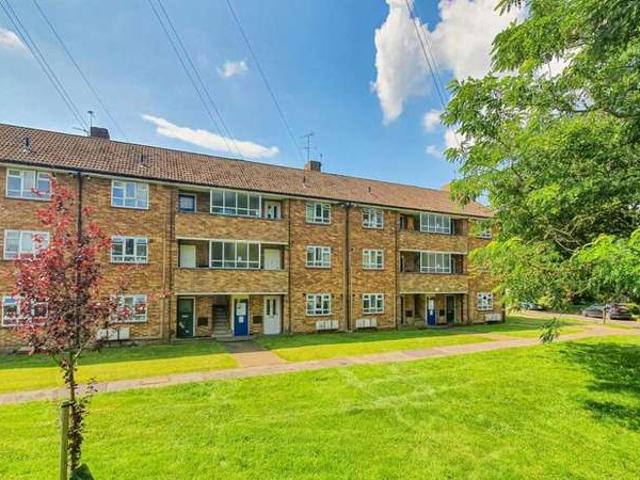1 Bedroom Studio Flat