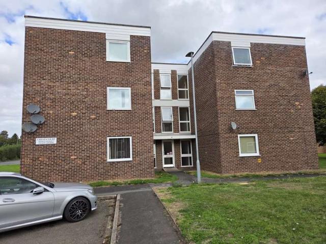 1 Bedroom Studio Flat