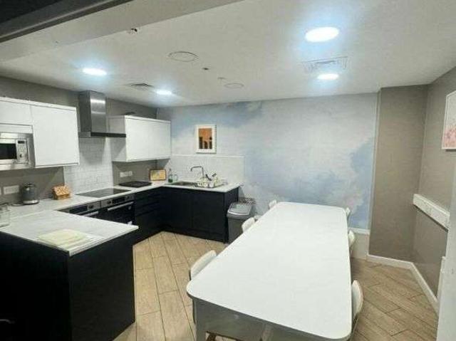 1 Bedroom Studio Flat