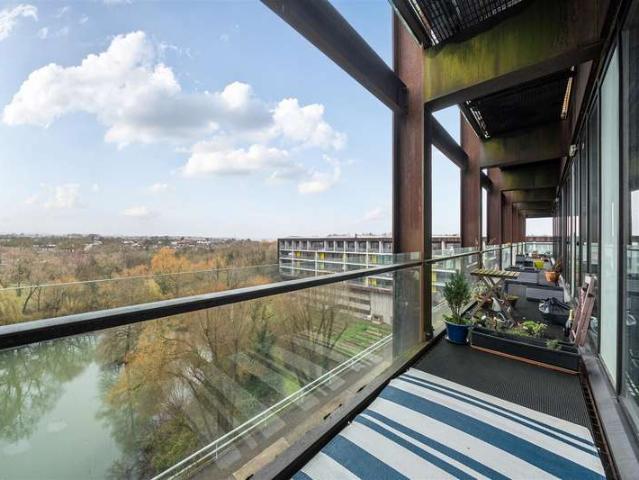 1 Bedroom Studio Flat