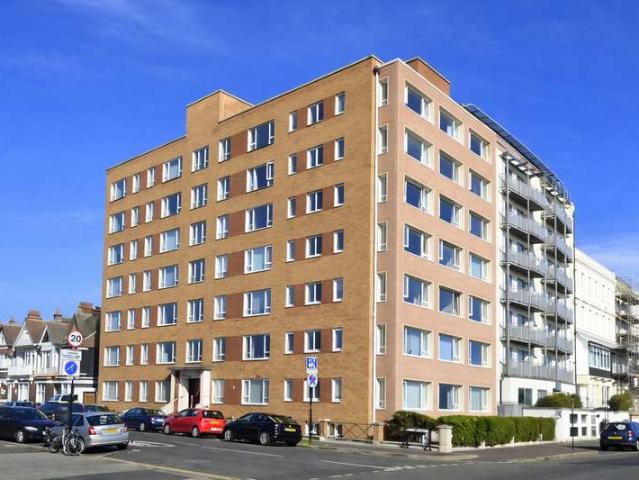1 Bedroom Studio Flat