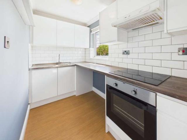 1 Bedroom Studio Flat
