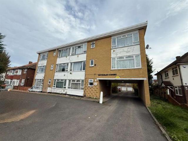 1 Bedroom Studio Flat